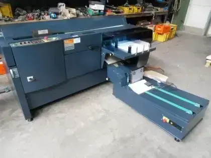 Bourg BB3001 — Termoklijavimo mašinos — naudotas parduodama | 123Machinery