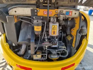 JCB 8018 8030 ZTS — Foto 10