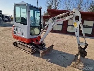 Takeuchi 8018 TB216 — Foto 9
