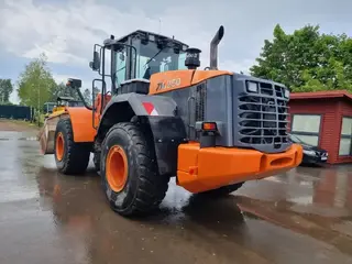 Hitachi 456 ZW250 — Ratiniai krautuvai — naudotas parduodama | 123Machinery