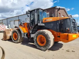 Hitachi 456 ZW220 — Ratiniai krautuvai — naudotas parduodama | 123Machinery
