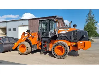 Hitachi 980 ZW220 — Ratiniai krautuvai — naudotas parduodama | 123Machinery