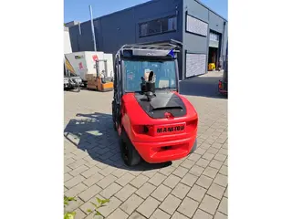Manitou MSI 35 new tires — Foto 4