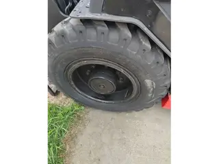 Manitou MSI 35 new tires — Foto 10