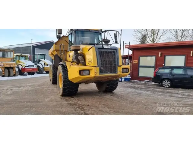 Bell B30D — Карьерные самосвалы | 123Machinery