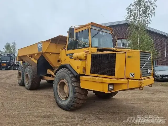Volvo A25C — Карьерные самосвалы | 123Machinery