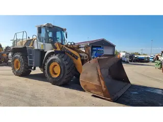 Liebherr 821 L 580 2plus2 — Foto 9
