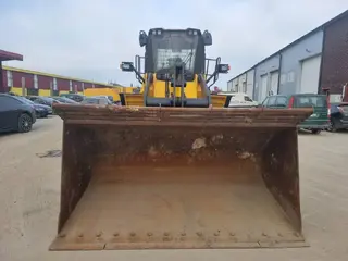 JCB 427 L180E — Foto 6
