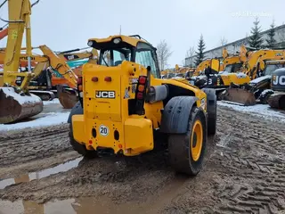 JCB 4CX 560-80 — Foto 10