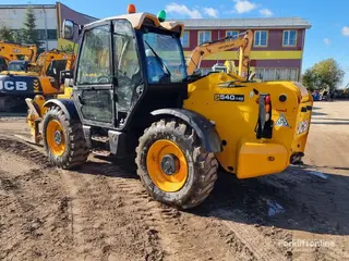 JCB 4CX 540-140 — Foto 6