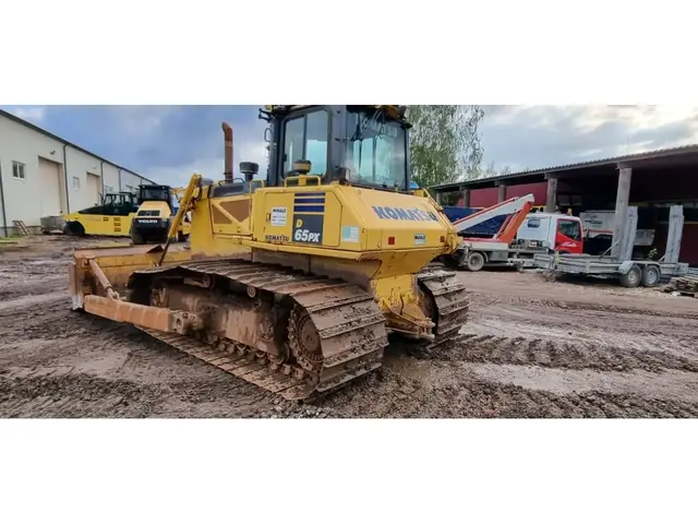 Komatsu D65PX-17 — Buldozeriai — naudotas parduodama | 123Machinery