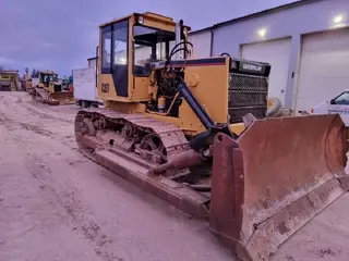 Cat B10 — Foto 8