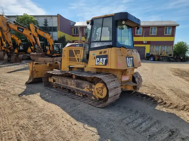 Cat D6K LGP — Buldozeriai — naudotas parduodama | 123Machinery