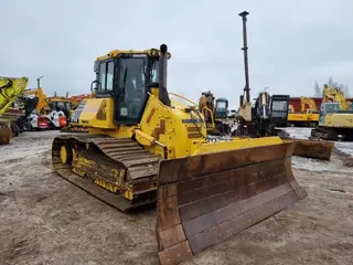 Komatsu 1650 D61PX-23 — Foto 6