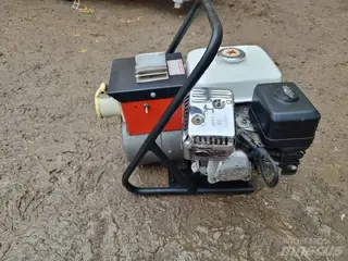 Honda 1650 GX 140 — Foto 3