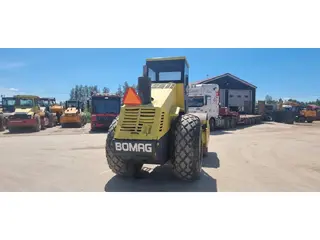 BOMAG BW211D-3 — Foto 4