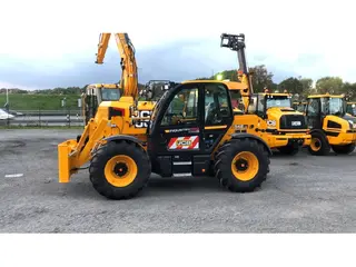 JCB 542-70 Industry Pro — Teleskopiniai krautuvai — naudotas parduodama | 123Machinery