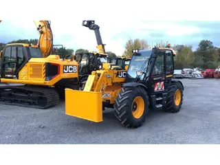 JCB 542-70 Industry Pro — Foto 3