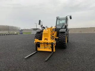 JCB 560-80 Agri Xtra PS6 — Foto 8