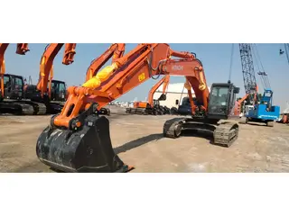 Hitachi ZX330LC-5G — Foto 4