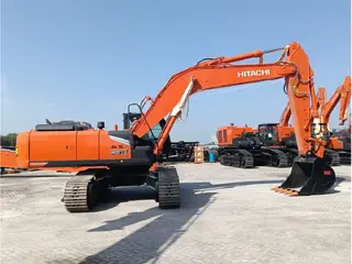 Hitachi ZX 350-7G LC — Гусеничные экскаваторы — новый купить | 123Machinery