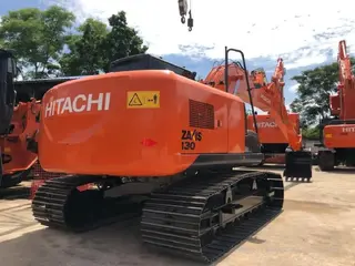 Hitachi ZX130-5G — Foto 2