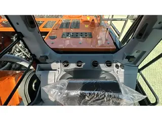 Hitachi ZX 530LCH-7 — Foto 4