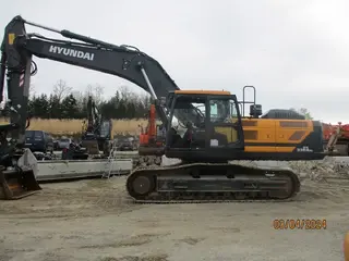 Hyundai HX 330ANL — Vikšriniai ekskavatoriai — naudotas parduodama | 123Machinery