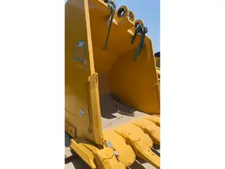 Komatsu PC2000-11R — Foto 3