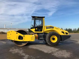 BOMAG BW 219 D-5 — Vieno būgno tankinimo mašinos — naudotas parduodama | 123Machinery