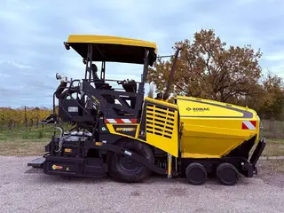 BOMAG BF 300 P-2 S340-2 TV — Асфальтоукладчики — б/у купить | 123Machinery