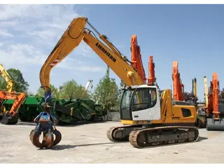 Liebherr R 906 LC Litronic — Перегружатели — б/у купить | 123Machinery