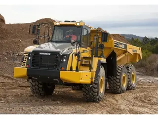 Komatsu HM400-3R — Foto 2