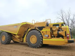 Cat AD45 — Foto 2
