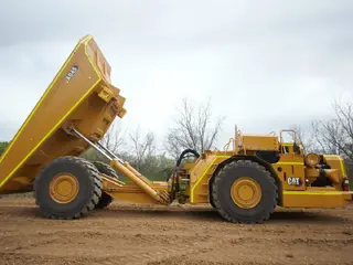 Cat AD45 — Foto 3