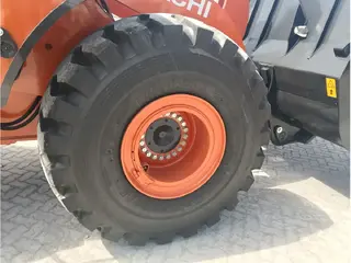 Hitachi ZW310-5A Landcros — Foto 9