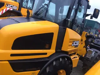 JCB 407 — Foto 4