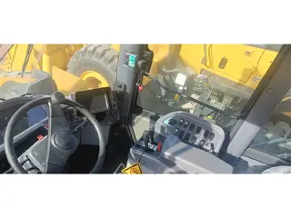Komatsu WA380-6 — Foto 4