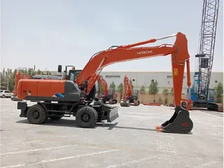 Hitachi ZX210W-5A — Foto 2