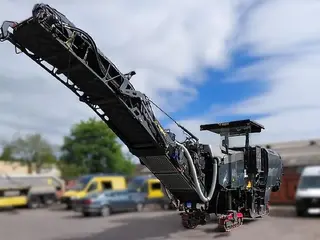BOMAG BM 2000/65 — Foto 2