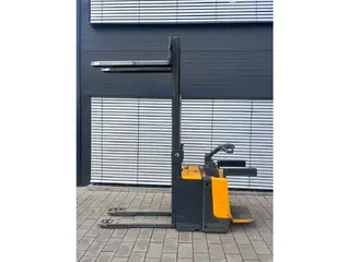 Jungheinrich ERD 220 --> Batterie aus 2019! — Foto 3