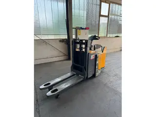 Jungheinrich ERD 220 Initalhub — Штабелёры — б/у купить | 123Machinery