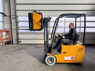 Jungheinrich EFG 115 — Foto 2