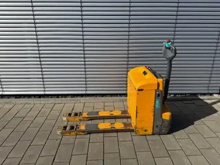Jungheinrich EJE 116 — Elektriniai paletių vežimėliai — naudotas parduodama | 123Machinery