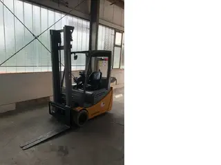 Jungheinrich EFG220 GE115-400ZT Waage — Foto 2