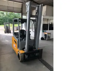 Jungheinrich EFG220 GE115-400ZT Waage — Foto 4