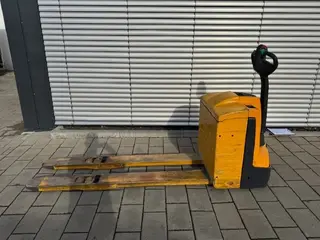 Jungheinrich EJE 220 (Gabellänge 1800 mm!!!) — Elektriniai paletių vežimėliai — naudotas parduodama | 123Machinery