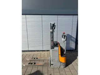 Still EXV12 — Paletių krovikliai — naudotas parduodama | 123Machinery