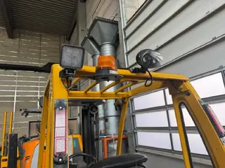 Nissan U1D2A25LH — Foto 9