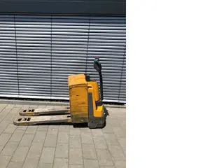 Jungheinrich EJE 220 R — Foto 2